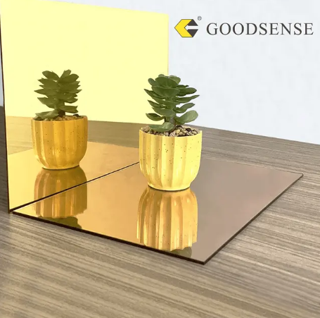 Acrylic Mirror vs Glass Mirror.png